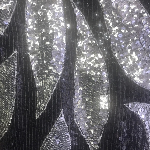 Long Sleeve Sequin top - Picture 8 of 12